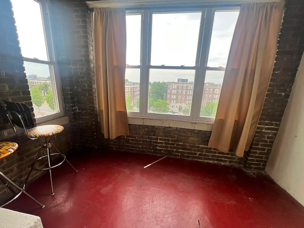 1 bed, 9999 sqft, $2,250 — Photo 4