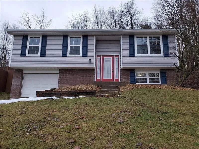 2 W White Oak Dr photo 1
