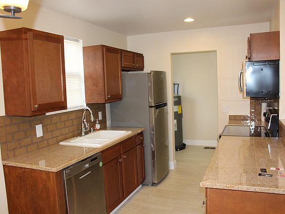 2nd image of 6640 Kari Dr