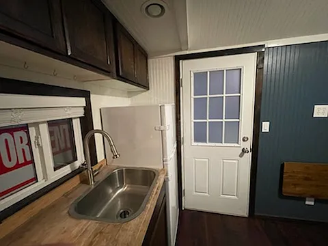 1 bed, 220 sqft, $1,245 — Photo 4