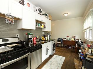 1130 Maple Ave, Evanston, IL 60202