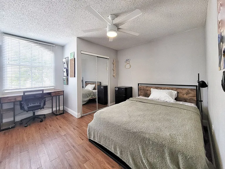 3705 SW 27th St #527 — Photo 14