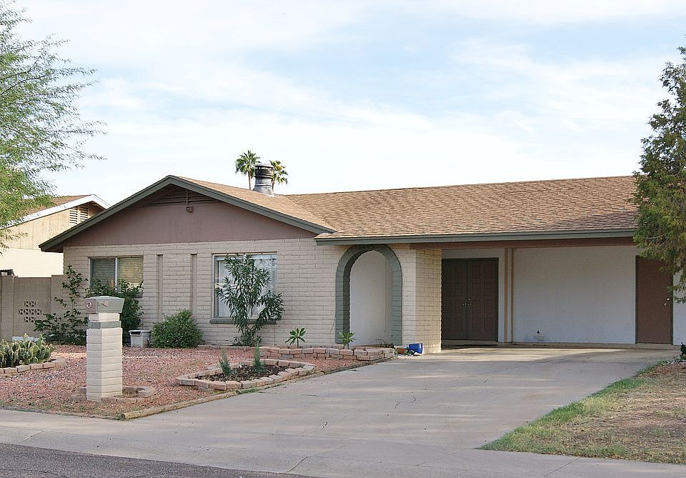 Exterior 1