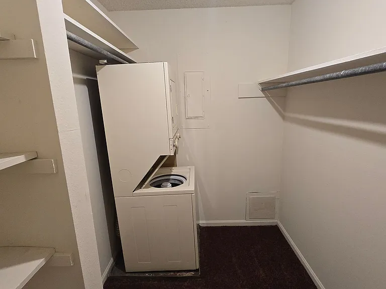 109 Thornwell Ct #G — Photo 17