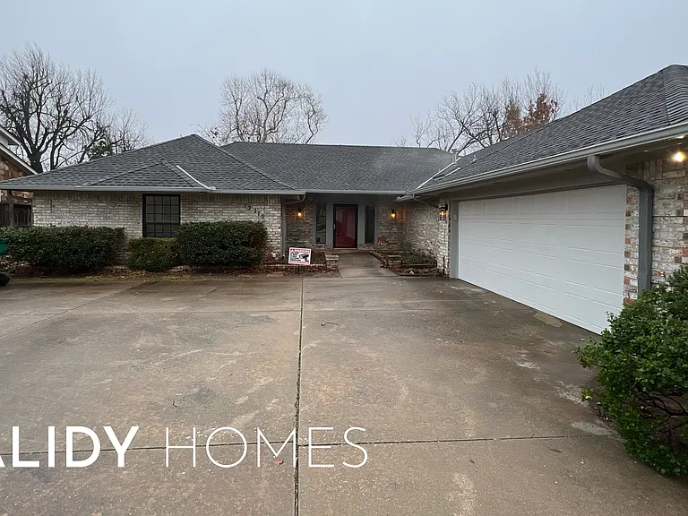 12510 Maple Ridge Rd — Photo 2