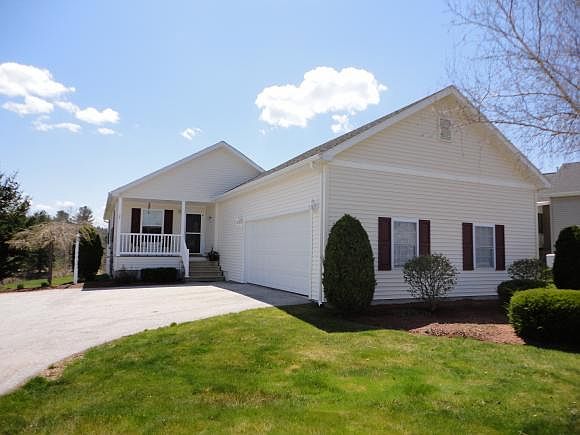 1st image of 24 Ironwood Cir