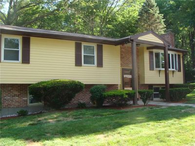 103 Indian Trl, Saunderstown, RI, 02874