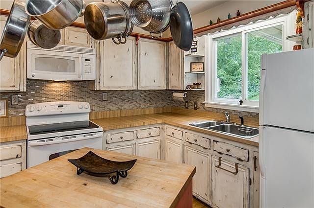 1st image of 717 Greymont Dr