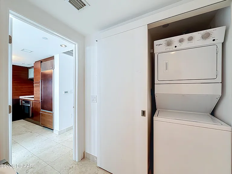 6000 Indian Creek Dr #12B — Photo 11
