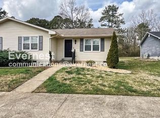 5021 Bess Moore Rd #B, Apison, TN 37302