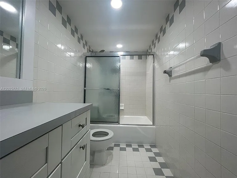 2201 Brickell Ave #73 — Photo 11