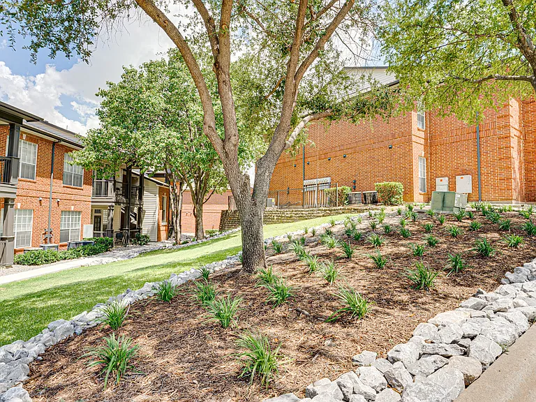 Mason Apartment Homes — Photo 41