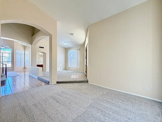 3 bedroom 2 bathroom ready for fast move in — Photo 2