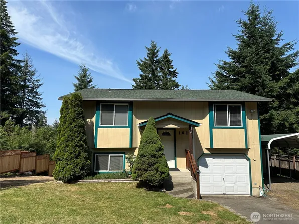 1010 NE Larson Boulevard, Belfair, WA 98528
