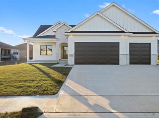 2708 NW Greenwood St, Ankeny, IA 50023