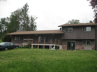 640 Old Settlement Ln, Roseburg, OR 97471