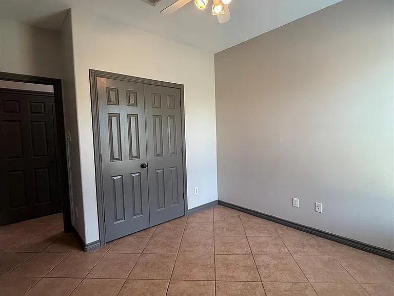 1014 One Oak Chase Rd #16 — Photo 13