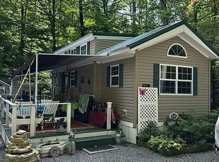 10933 Town Line Rd #40, Darien Center, NY 14040