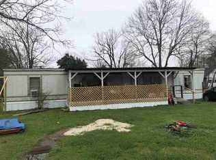 102 McKenzie Dr, Atmore, AL 36502