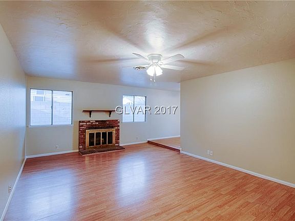 4th image of 1311 Gloria Ln
