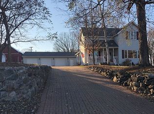 908 S 3rd Ave, Edgar, WI 54426