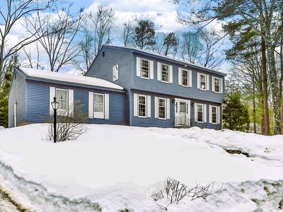 29 Camelot Place, Manchester, NH, 03104