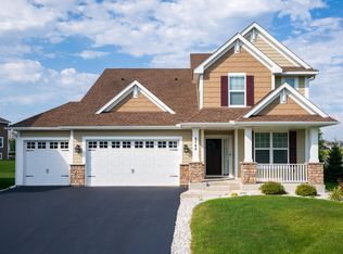 4744 Bluestem Way, Woodbury, MN 55129
