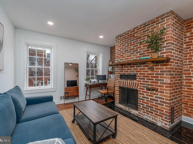 803 S Bond St — Photo 9