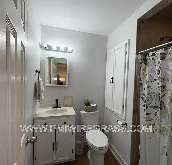 202 Pondella Dr — Photo 26