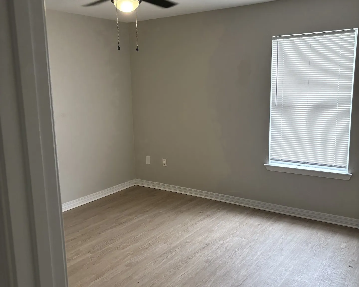 2 bed, 936 sqft, $950 — Photo 4