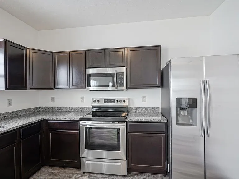 5292 Brandywine Dr — Photo 9