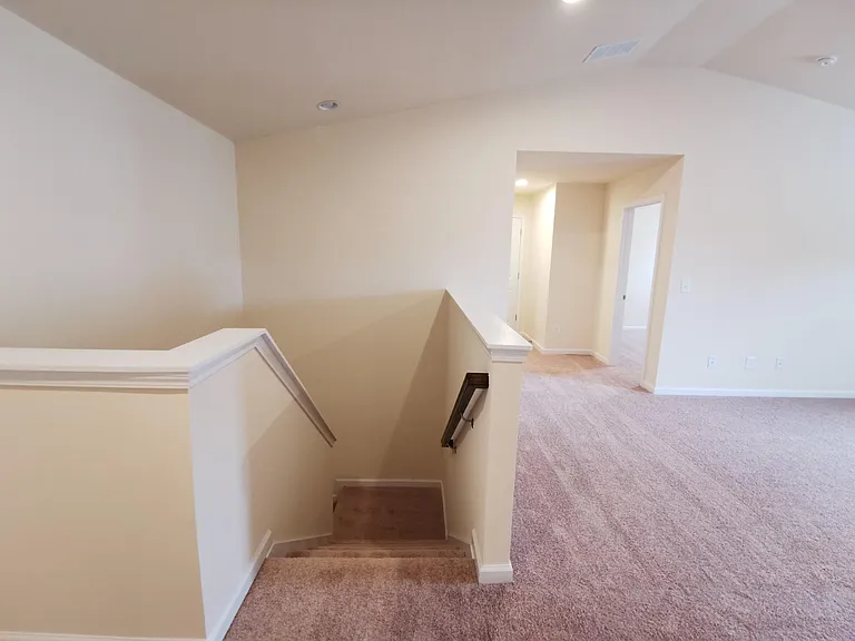 4425 Almanor Cir — Photo 32