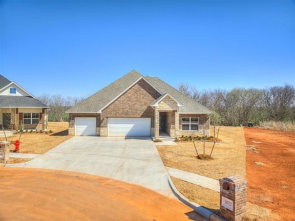 3rd image of 14512 Center Village Way