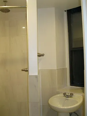 Rented by Tower Brokerage | media 25