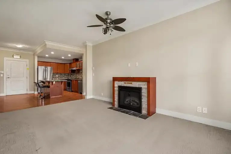 5430 201st St #301 — Photo 3
