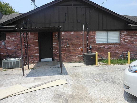 2nd image of 3925 Halik St #C