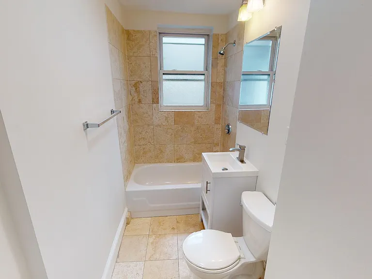 220 Hanover St #23 — Photo 11
