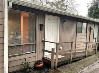 1520 E Main St APT B, Auburn, WA 98002