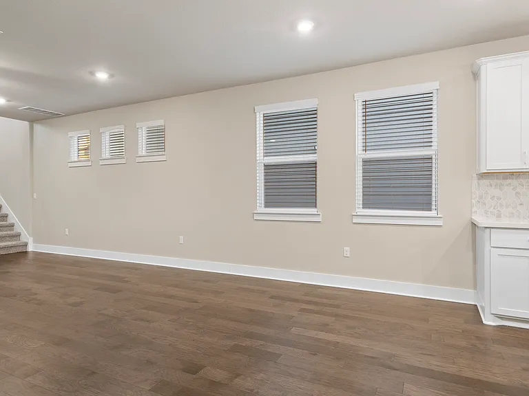 15701 Oglethorpe Dr #100 — Photo 13