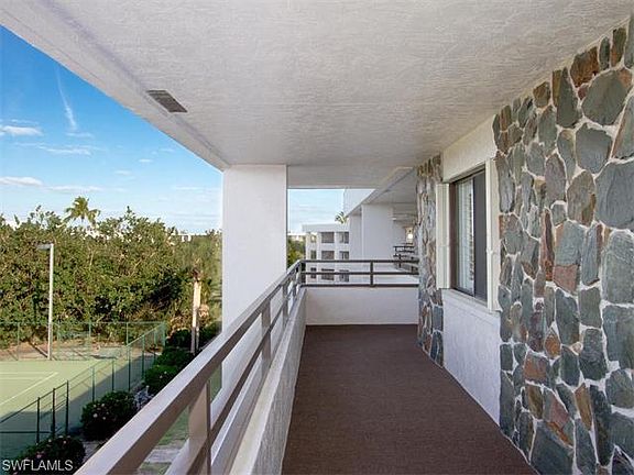 2nd image of 1605 Middle Gulf Dr Unit 306