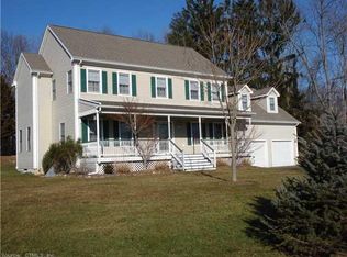 126 Union St, Guilford, CT 06437