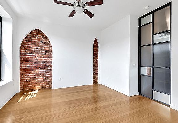 5th image of 719 E 6th St APT 4B