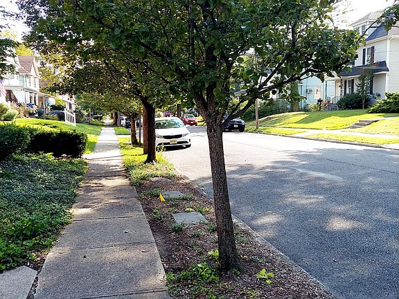 Plenty of On-Street Parking right in Front of the House