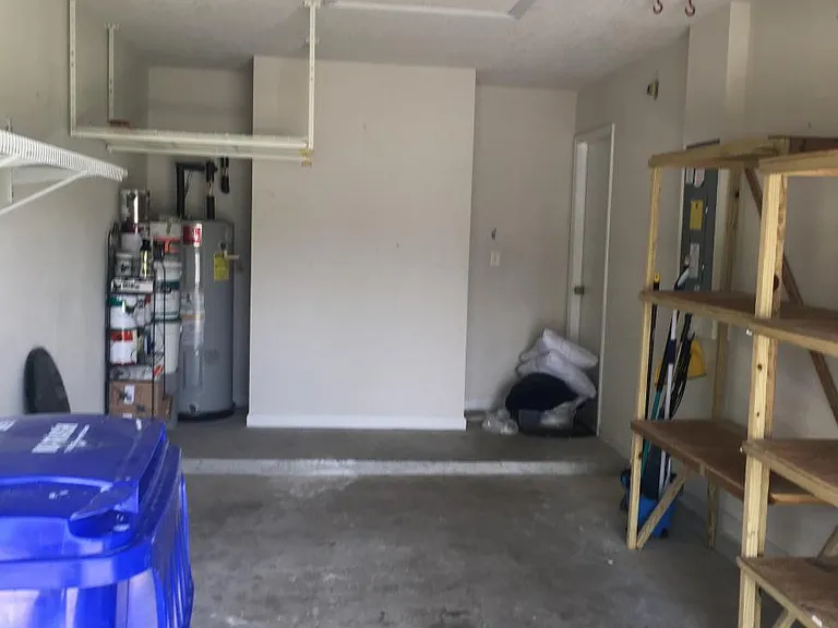 117 Brookfall Dr — Photo 10