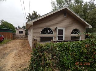 1211 Minnesota Ave, Coos Bay, OR 97420