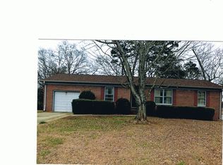 103 Riley Rd, Greenville, SC 29611
