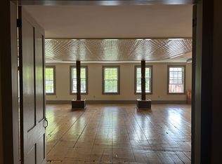 262 Main St, Saxtons River, VT 05154