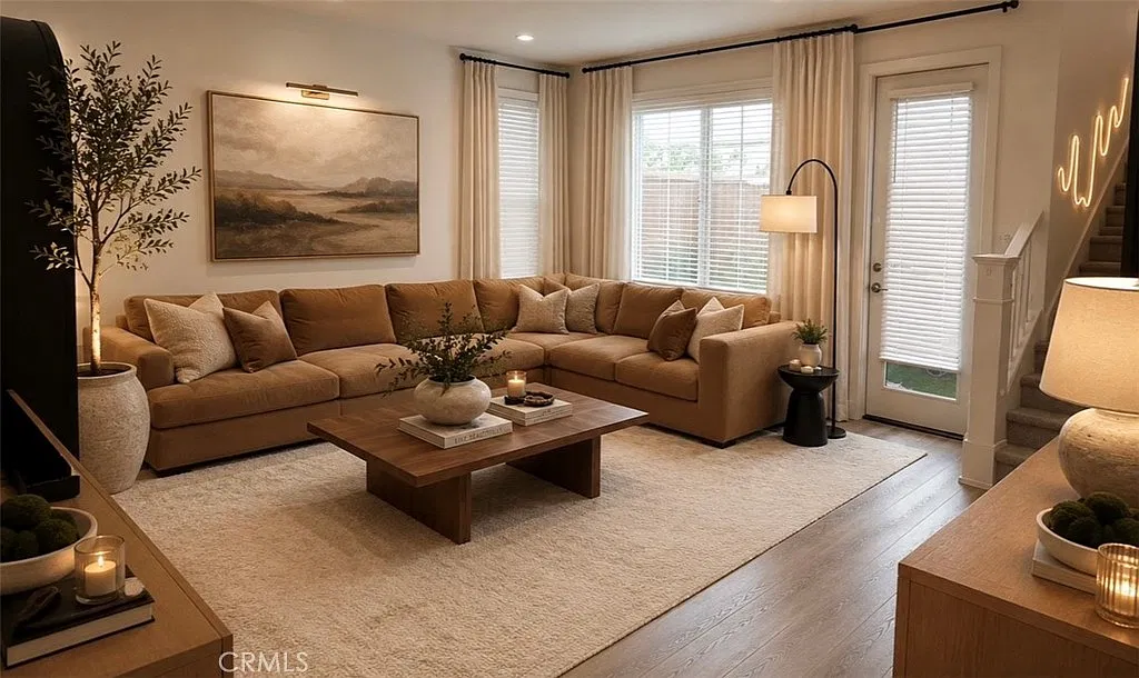 3 bed, 2.5 bath, 1617 sqft, $4,350 — Photo 3