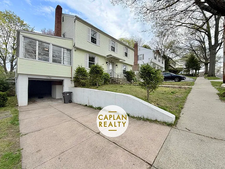 29 Wellington Rd — Photo 23