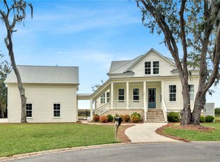 955 Champney Dr, Saint Simons Island, GA 31522